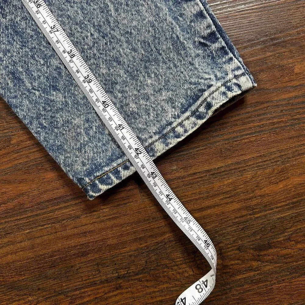 Levi-s Men's Blue and Navy Jeans